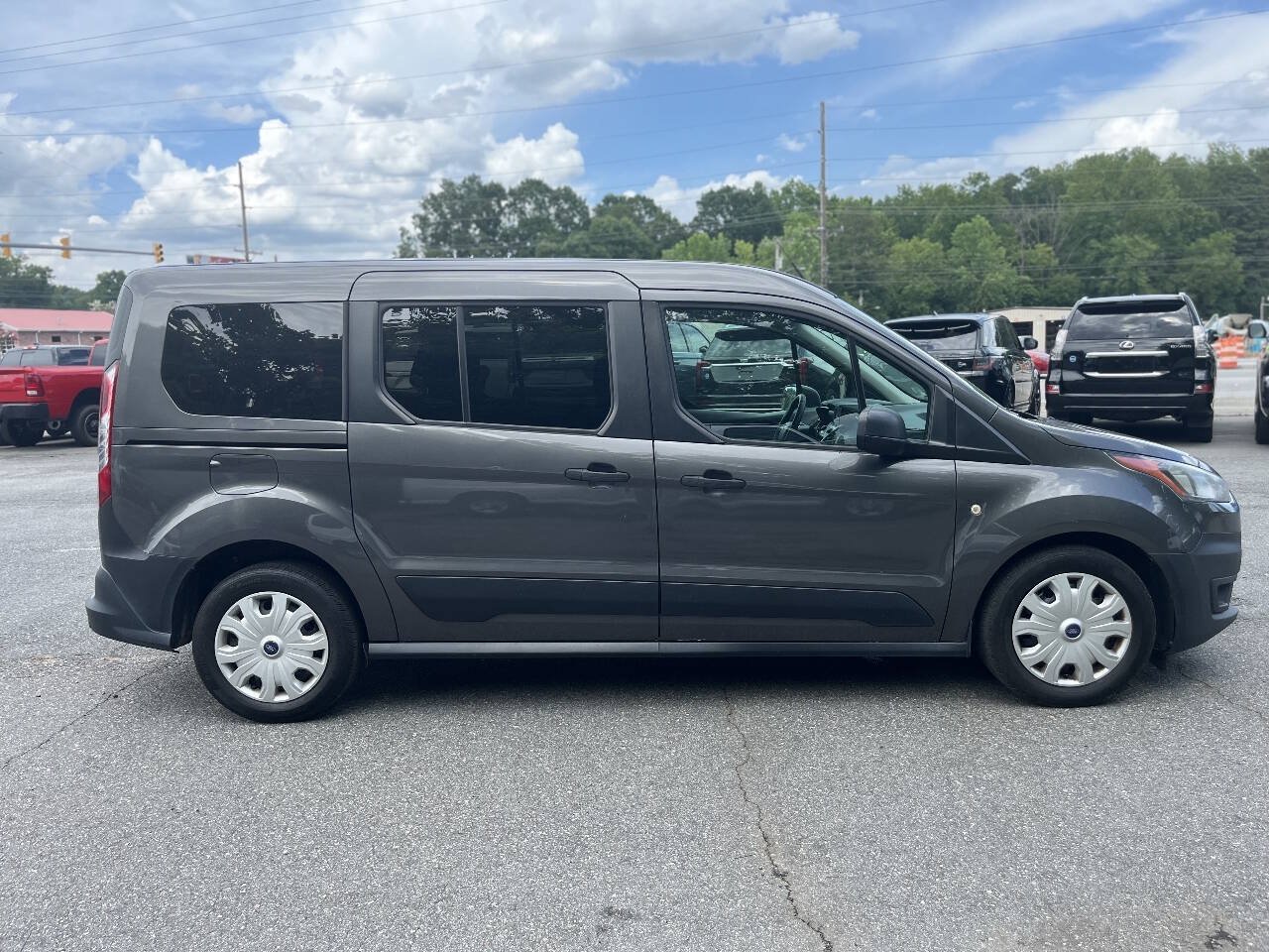 Used 2022 Ford Transit Connect XL FWD image 4