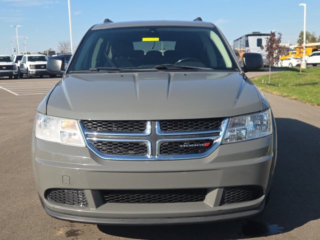 Used 2020 Dodge Journey SE FWD image 3