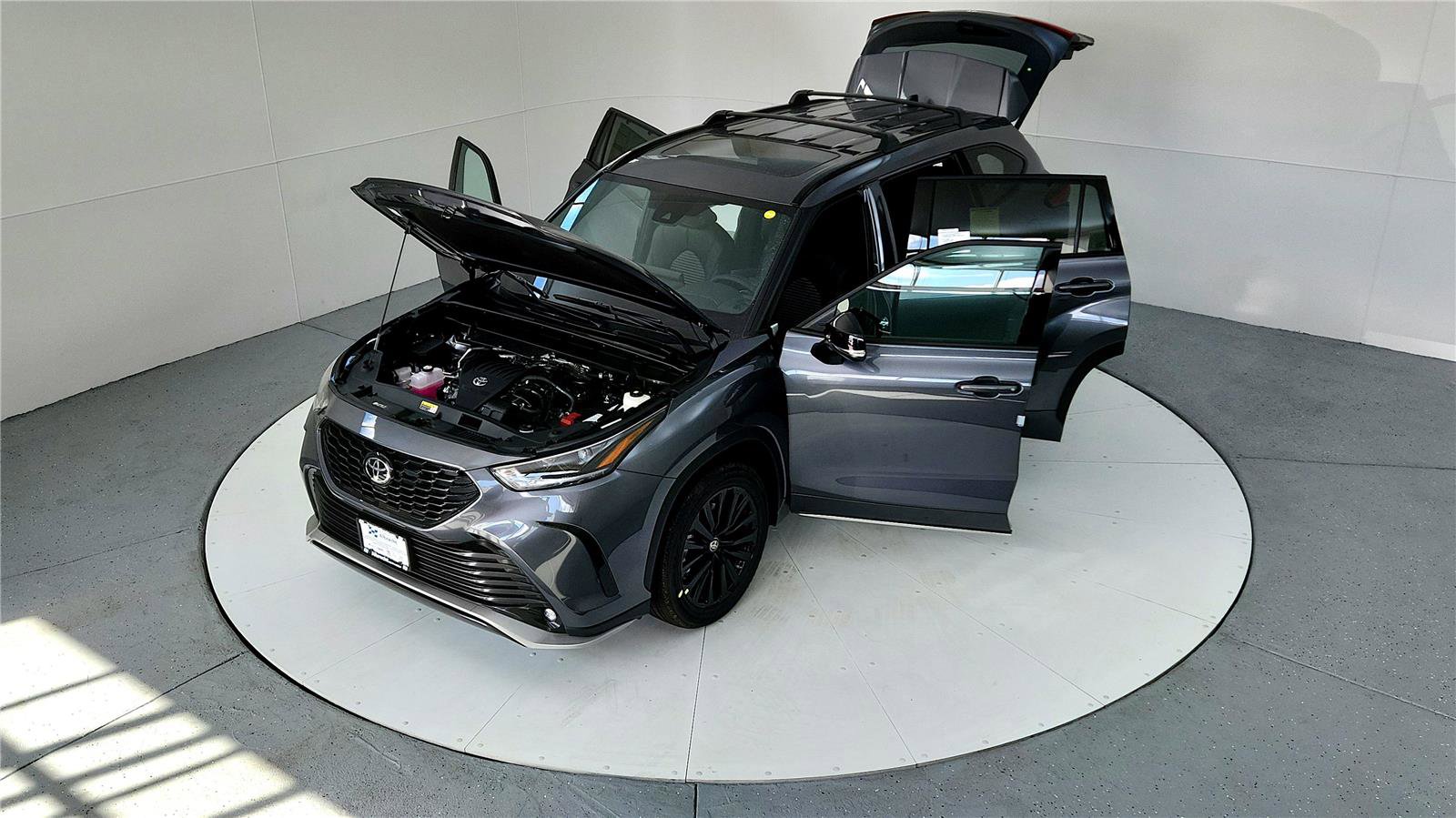 Used 2023 Toyota Highlander XSE AWD/4WD image 23
