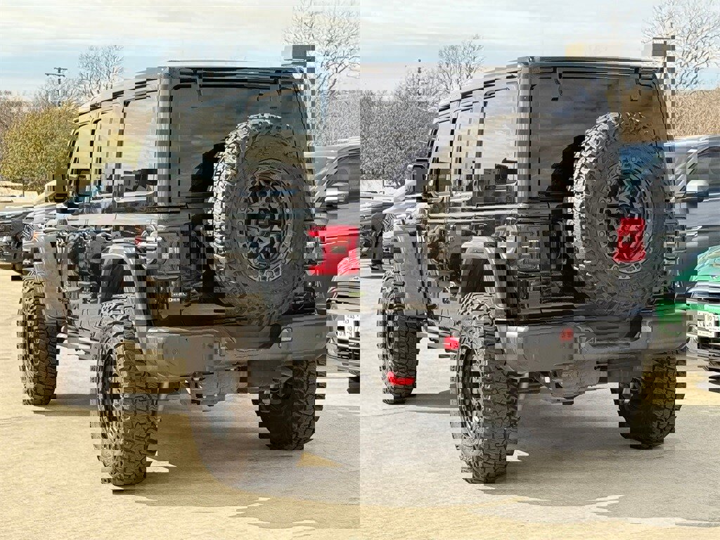 Used 2023 Jeep Wrangler Unlimited Rubicon w/ LED Lighting Group image 10