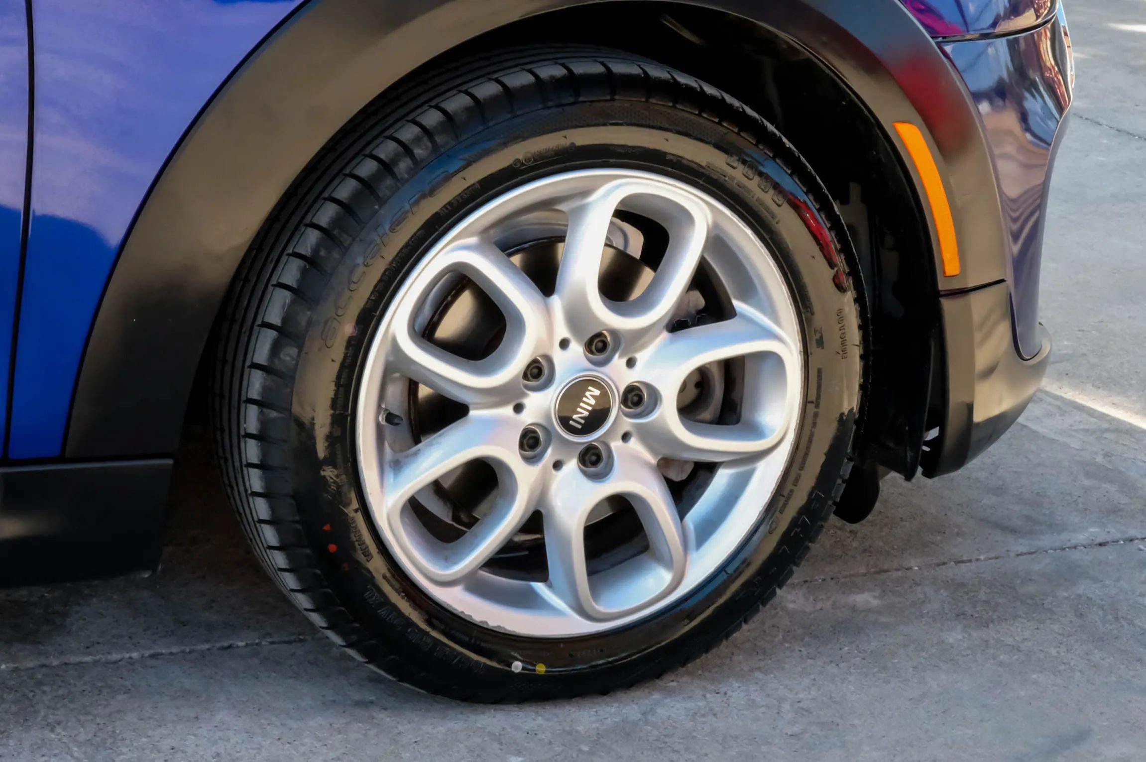 Used 2019 MINI Cooper 2-Door Hardtop FWD image 49