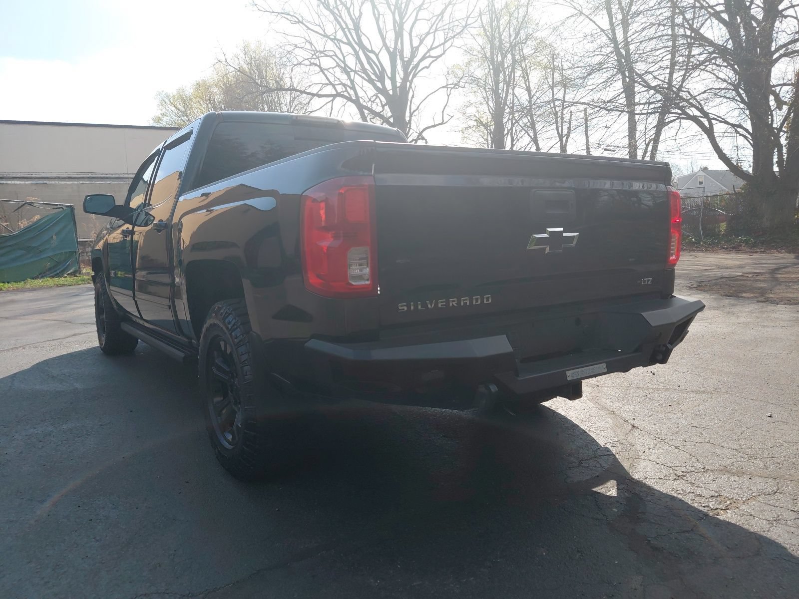 Used 2017 Chevrolet Silverado 1500 LTZ Z71 w/ LTZ Plus Package AWD/4WD image 29