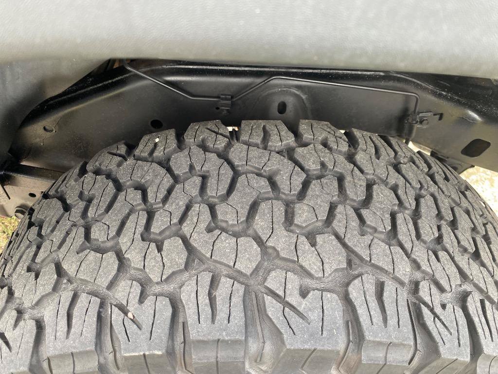 Used 2011 Jeep Wrangler Unlimited Sport AWD/4WD image 12
