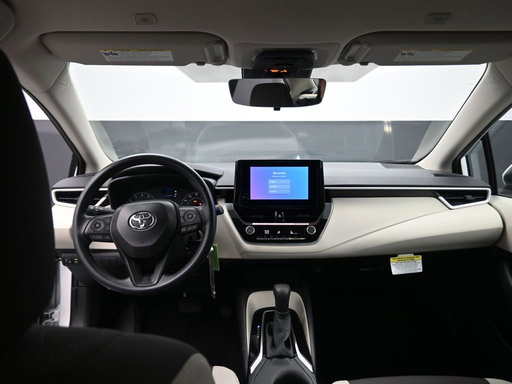 Used 2025 Toyota Corolla LE image 14