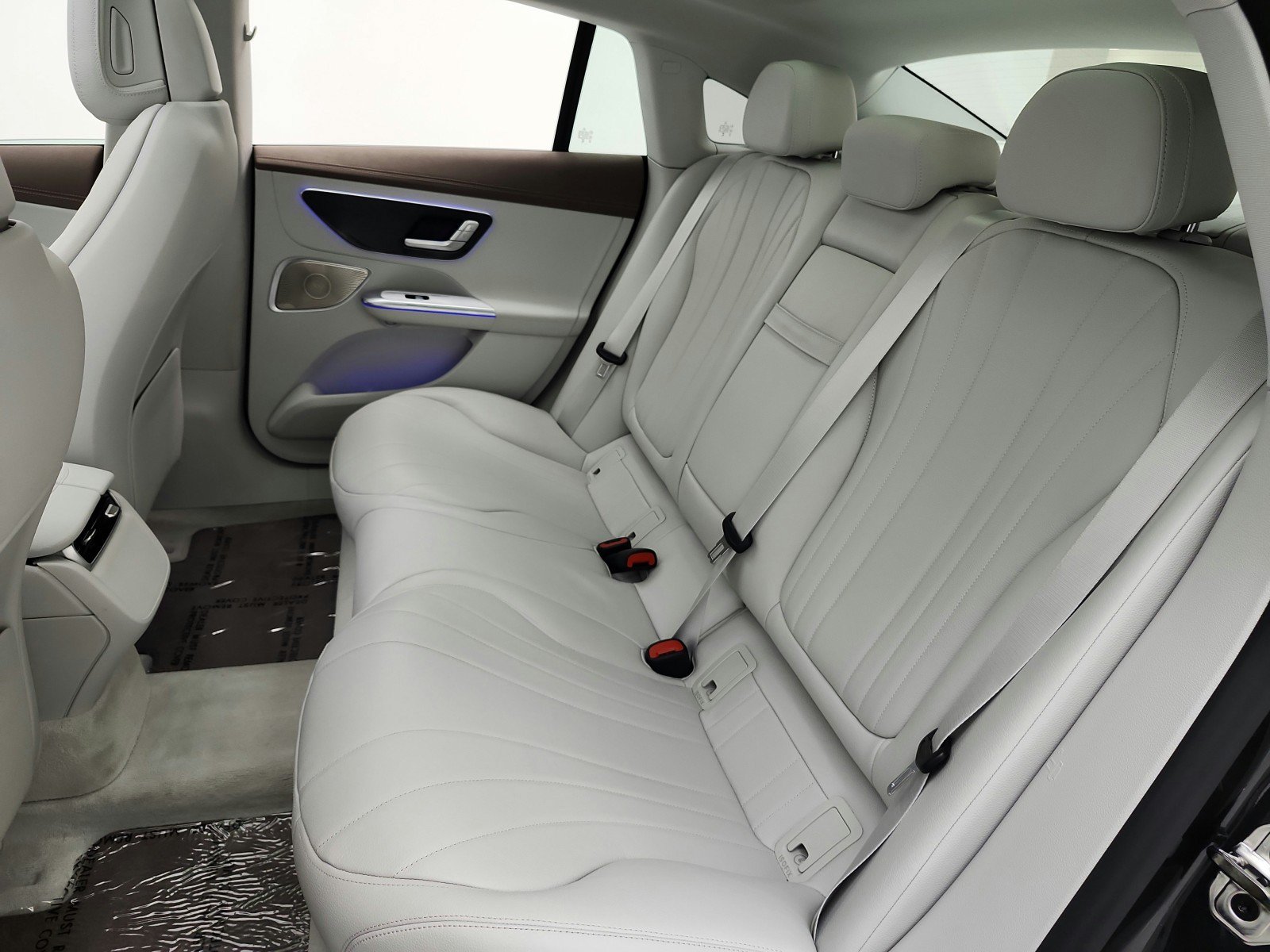 Certified 2023 Mercedes-Benz EQE 500 4MATIC Sedan image 13
