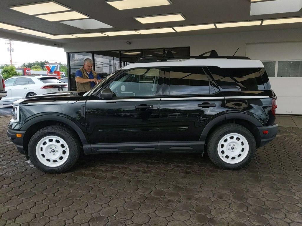 Used 2024 Ford Bronco Sport Heritage w/ Heritage Convenience Package AWD/4WD image 9
