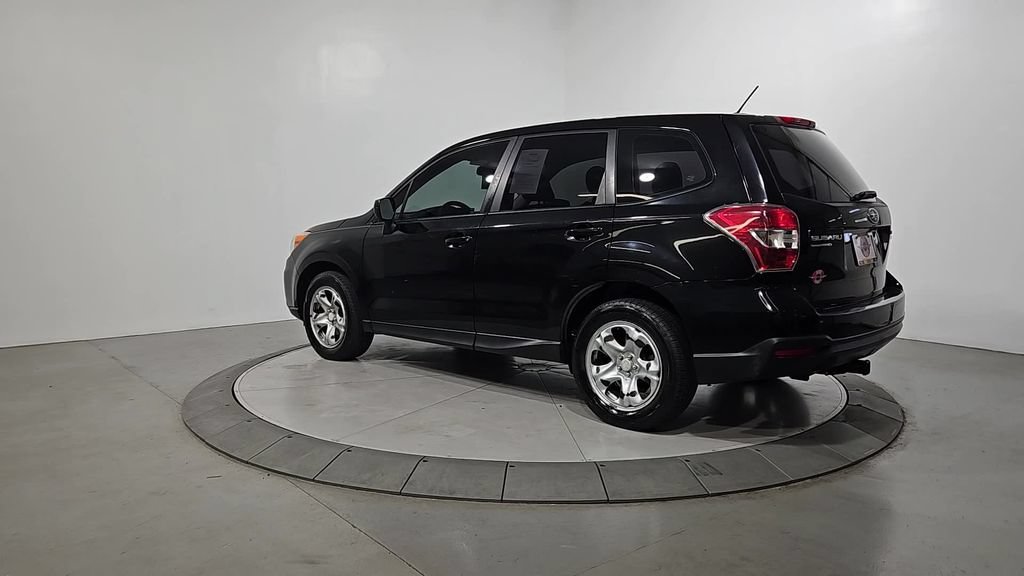 Used 2014 Subaru Forester 2.5i AWD/4WD image 3