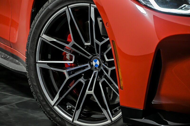 Used 2024 BMW M4 xDrive Competition w/ Executive Package AWD/4WD image 3