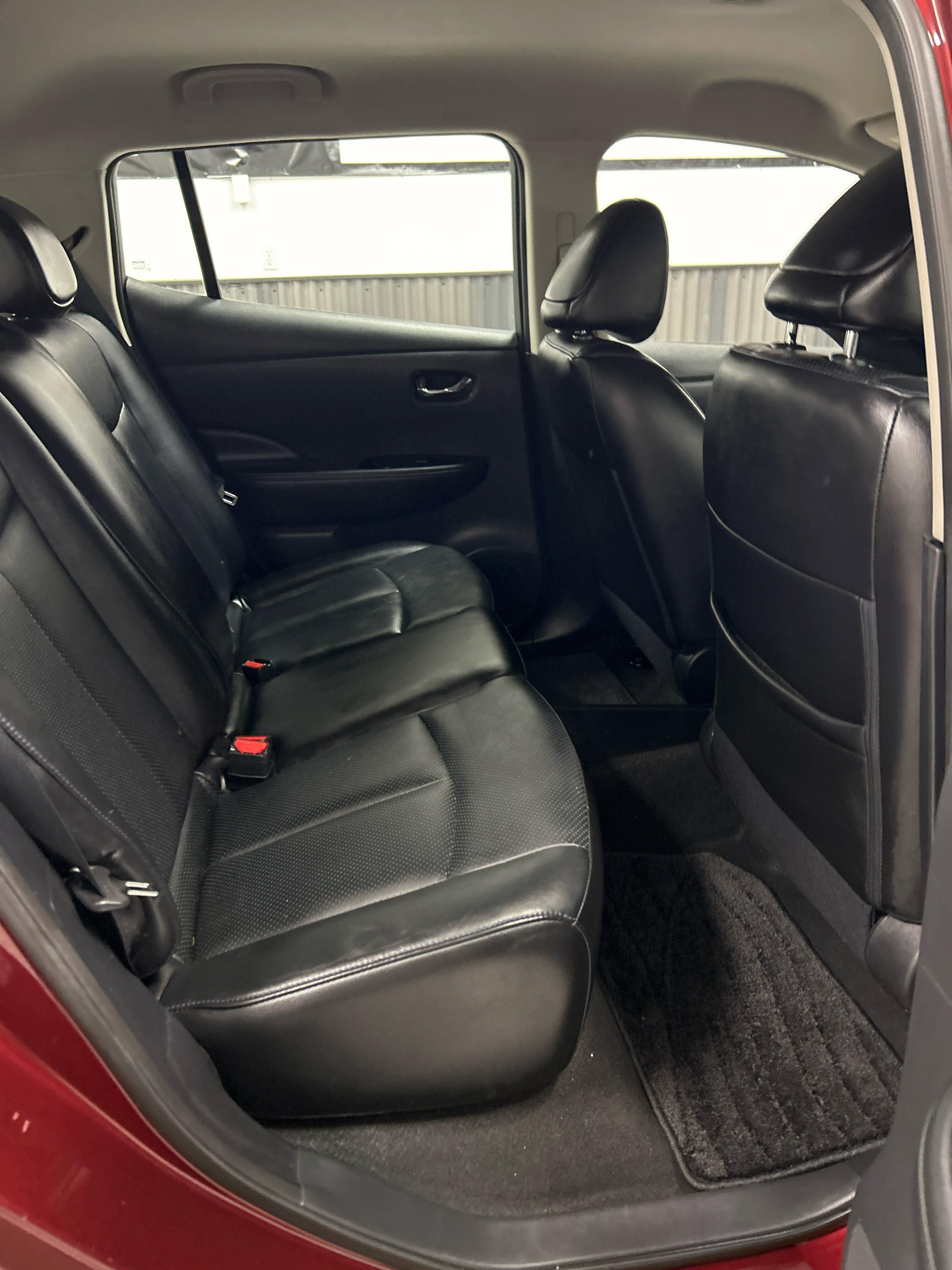 Used 2016 Nissan Leaf SL w/ Premium Package FWD image 13