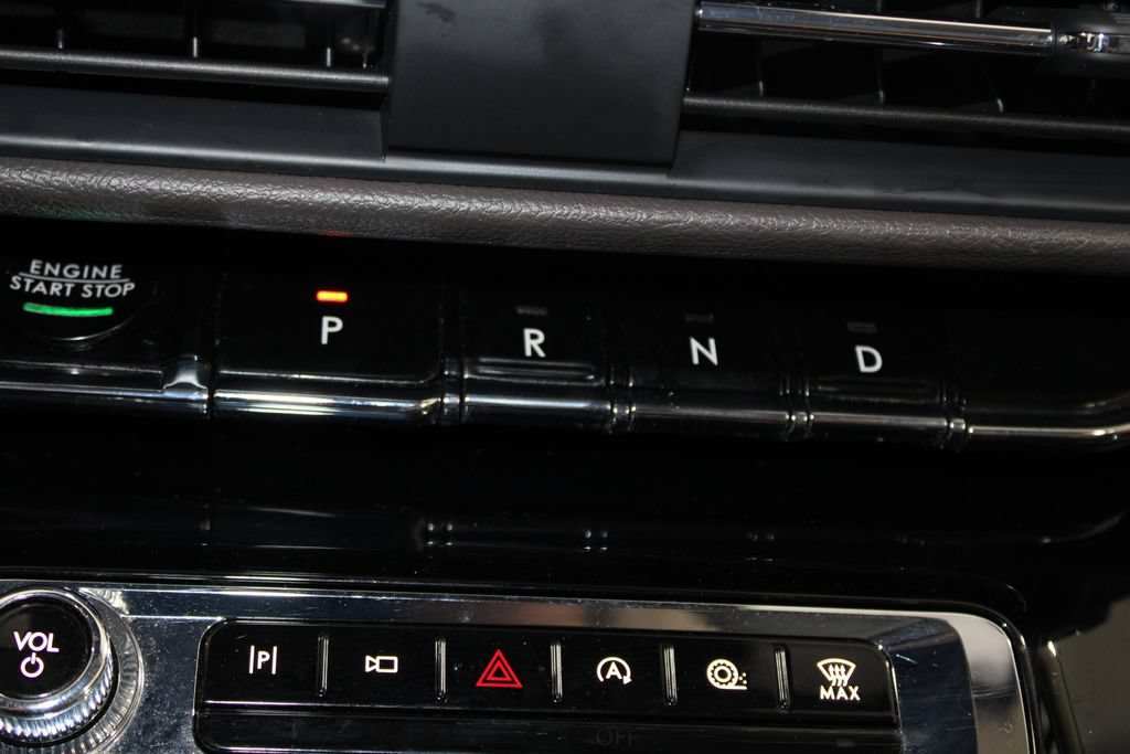 Used 2023 Lincoln Corsair FWD image 44