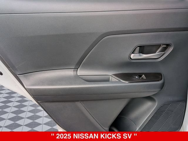 Certified 2025 Nissan Kicks SV AWD/4WD image 29
