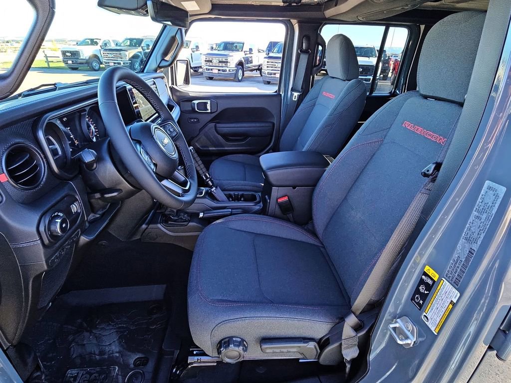 New 2025 Jeep Wrangler Unlimited Rubicon w/ Convenience Group image 24