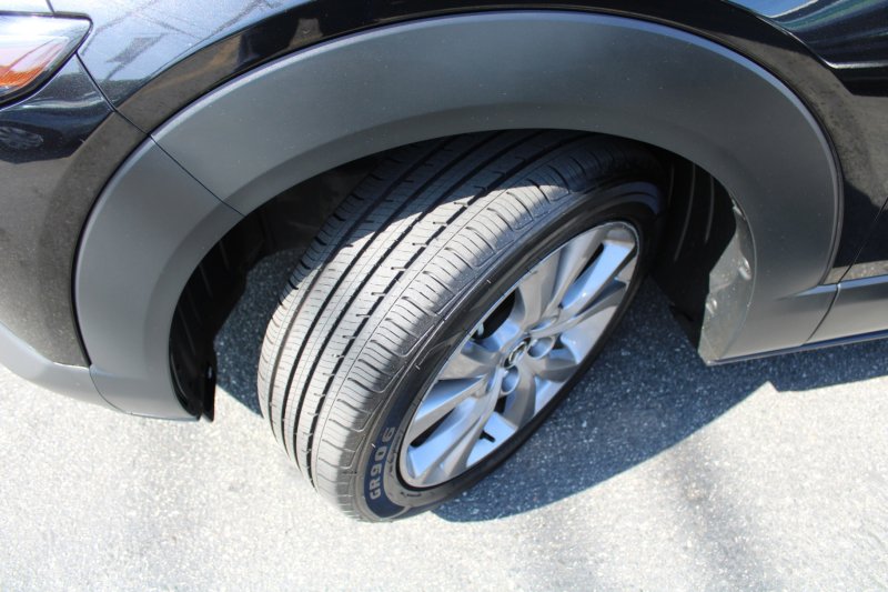 Used 2021 MAZDA CX-30 FWD 2.5 S w/ Select Package image 18