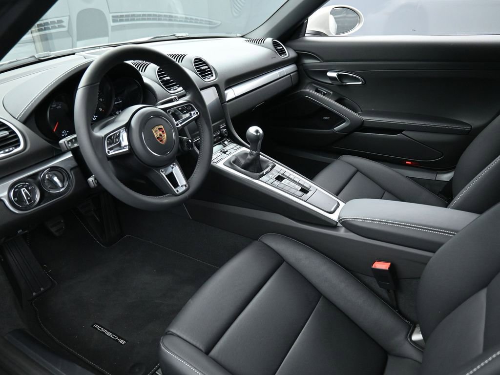 New 2025 Porsche 718 Boxster image 4
