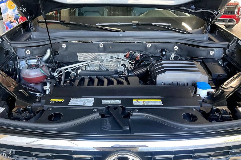 Used 2023 Volkswagen Atlas SEL Premium AWD/4WD image 29