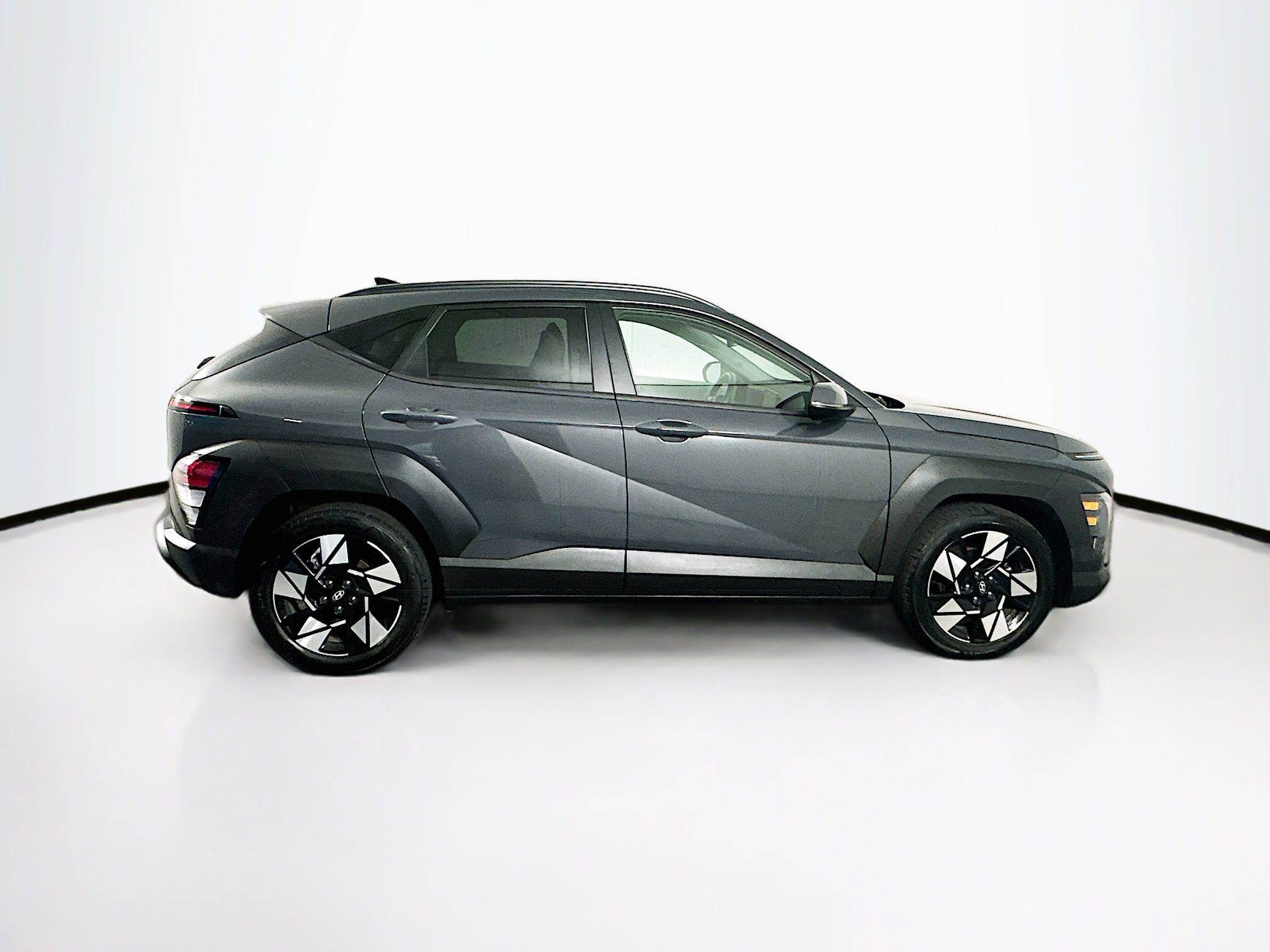 Used 2024 Hyundai Kona SEL FWD image 10