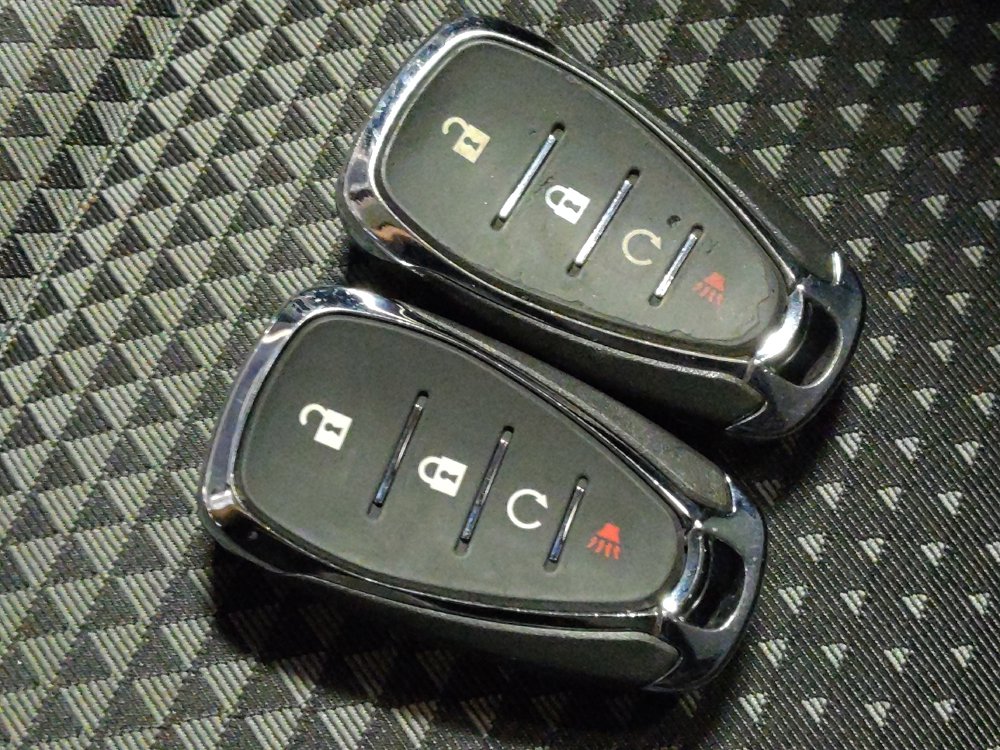 Used 2025 Chevrolet Trax LT w/ Driver Confidence Package FWD image 32