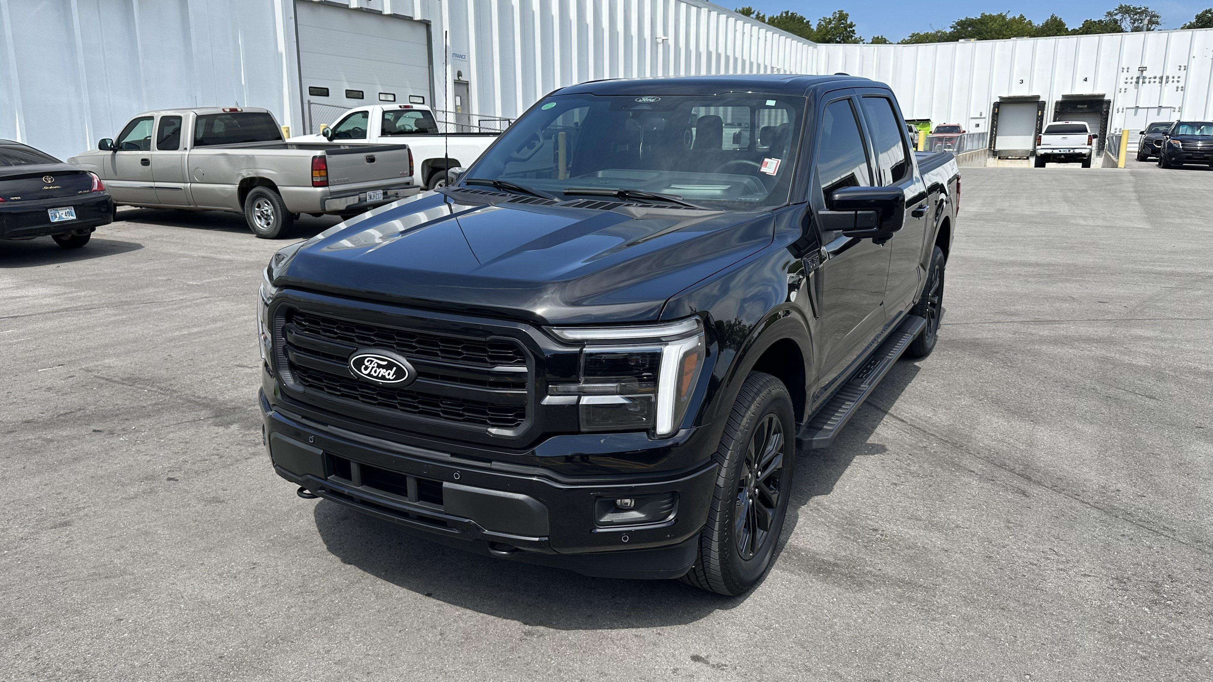 Used 2025 Ford F150 Lariat w/ Equipment Group 502A High AWD/4WD image 5