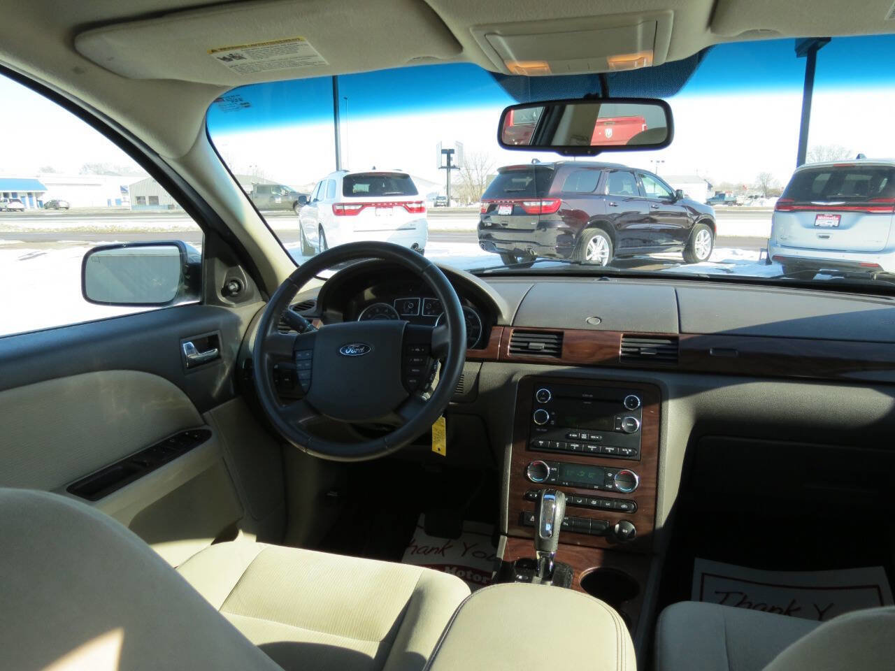 Used 2009 Ford Taurus SEL image 12
