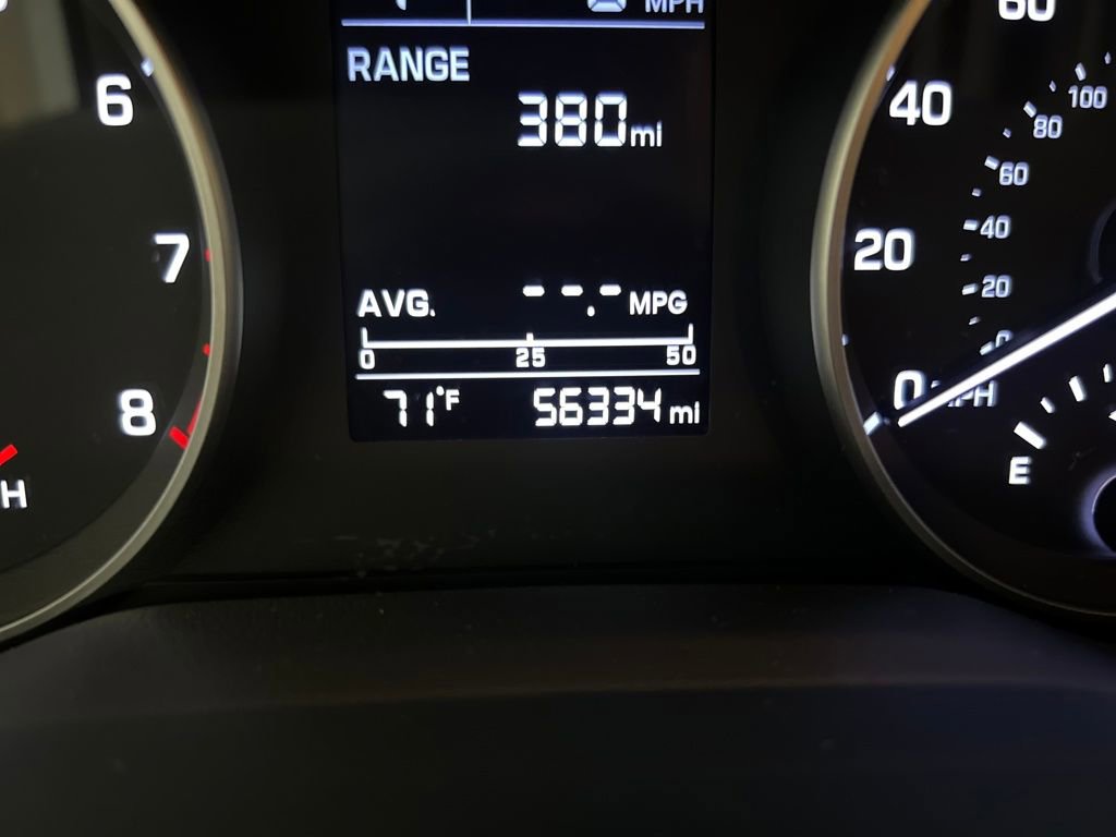 Used 2017 Hyundai Elantra SE image 19