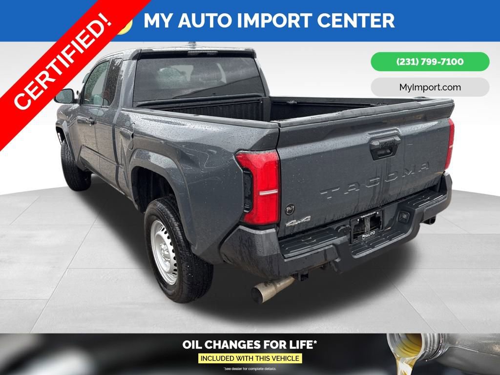 Used 2025 Toyota Tacoma SR image 5