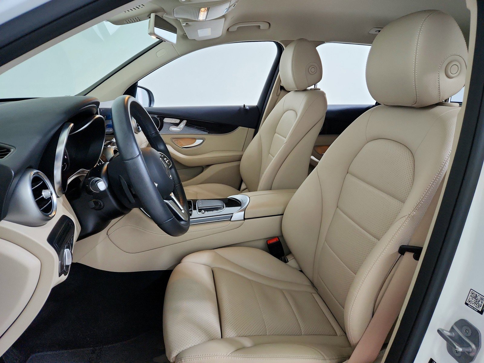 Certified 2020 Mercedes-Benz GLC 300 4MATIC image 12