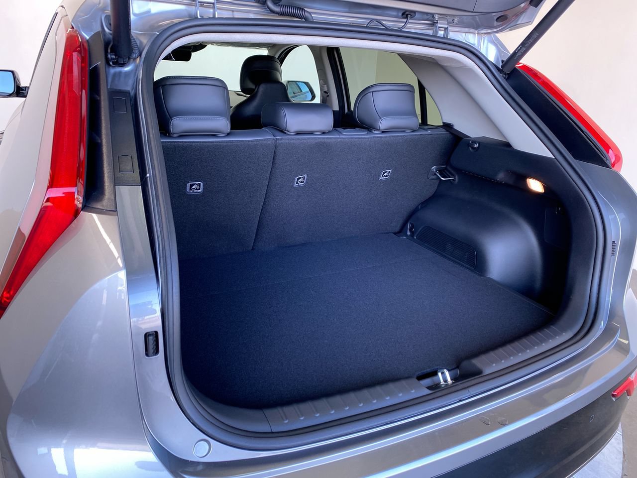 New 2026 Kia Niro Wind FWD image 15