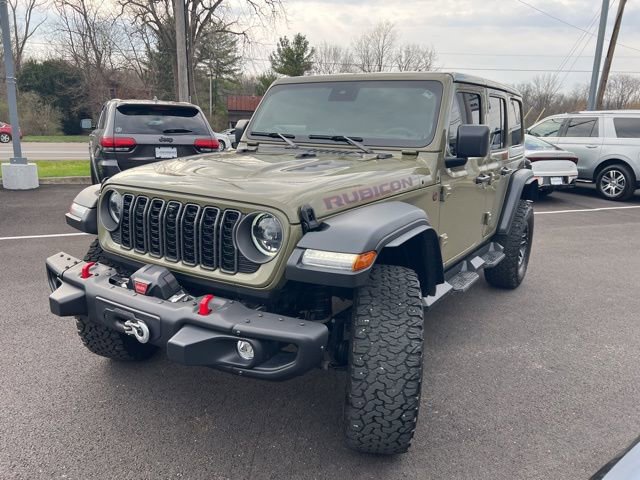 Used 2025 Jeep Wrangler Unlimited Rubicon w/ XTREMEE 35" Tire Package image 35