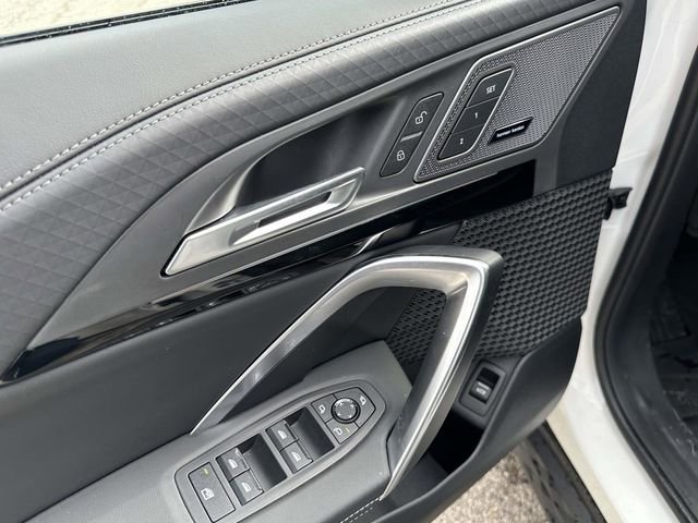 Used 2026 BMW X2 xDrive28i image 23