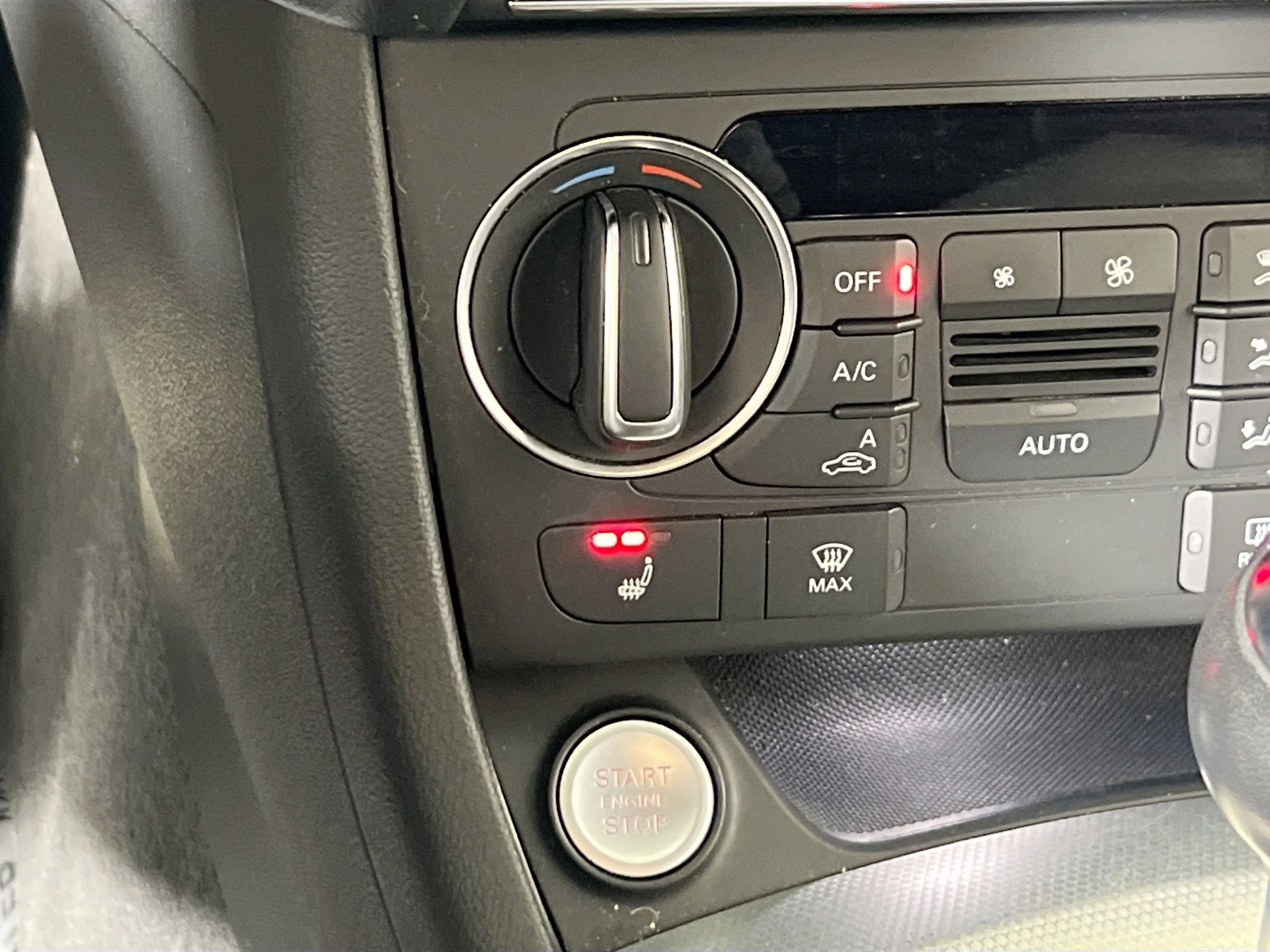 Used 2018 Audi Q3 2.0T Premium w/ Convenience Package image 19