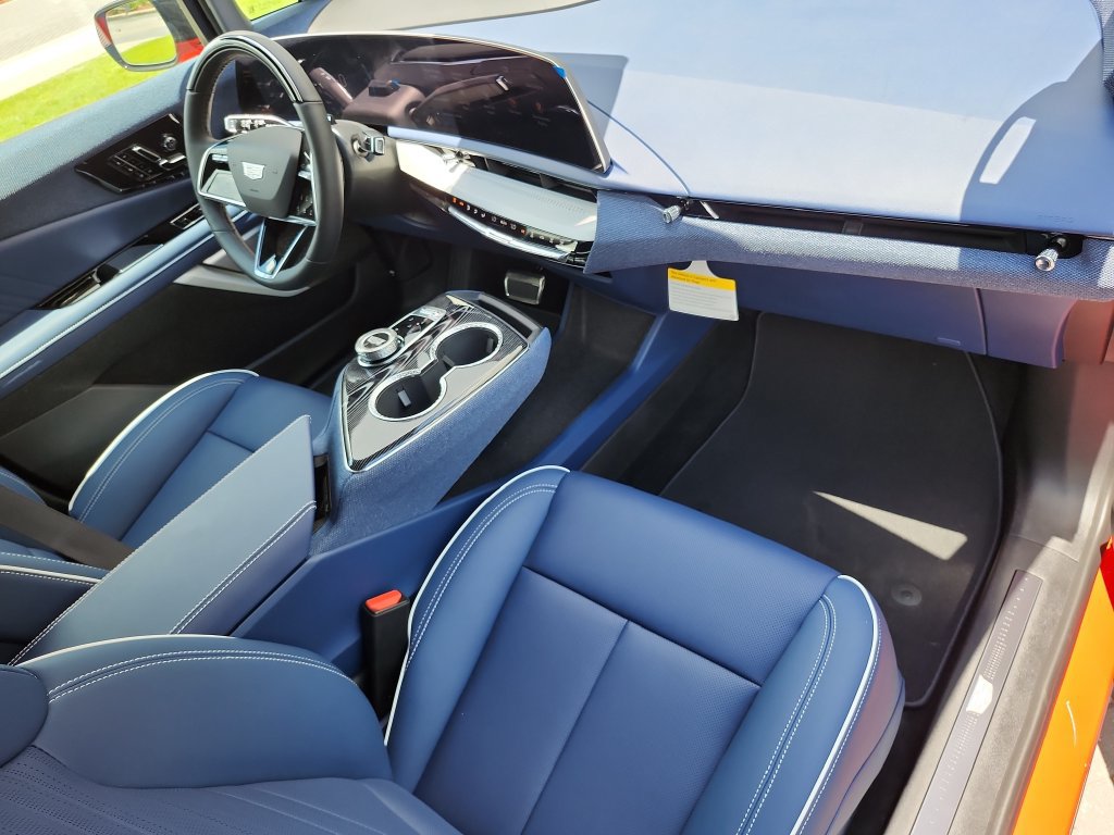 New 2027 Cadillac Optiq Premium Sport AWD/4WD image 13