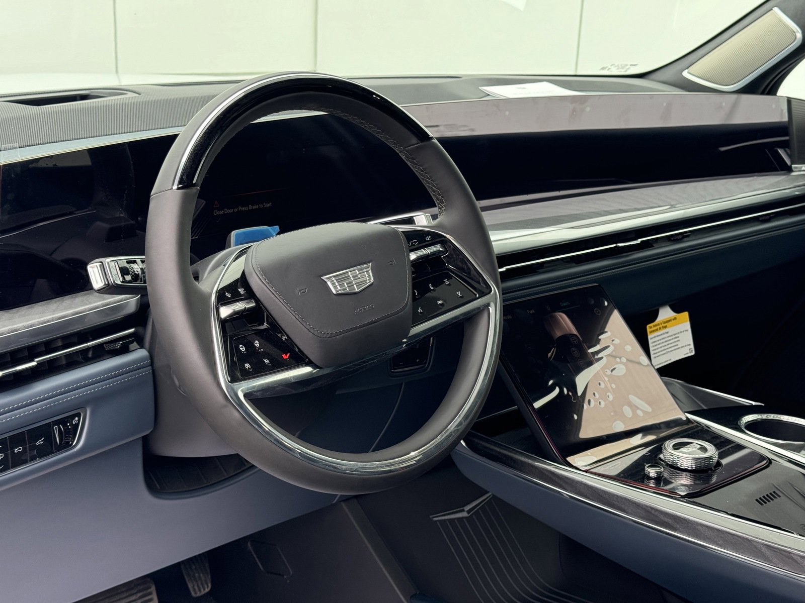 New 2025 Cadillac Escalade IQ Sport 2 w/ LPO, ONYX Package image 17