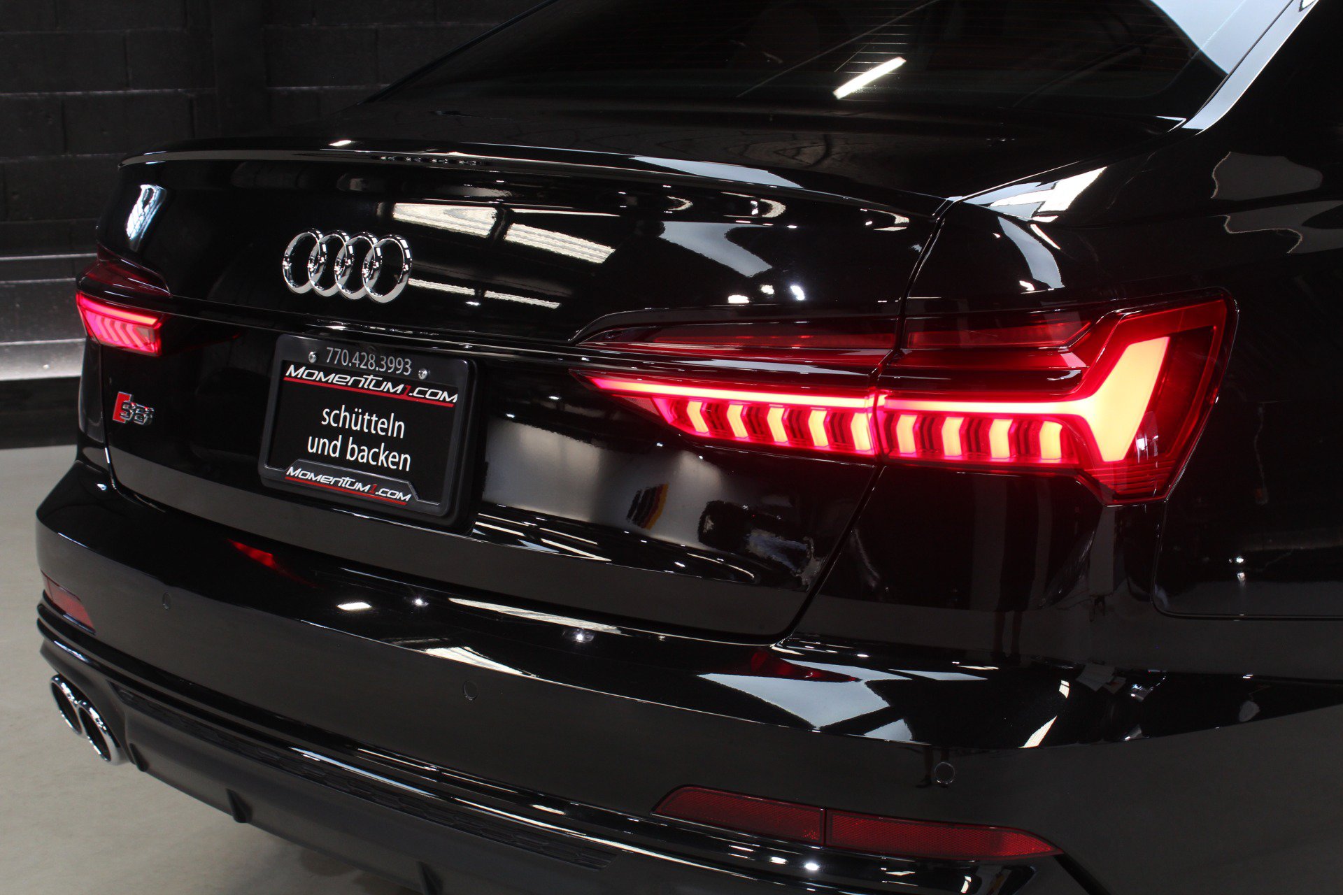 Used 2025 Audi S6 Premium Plus AWD/4WD image 11