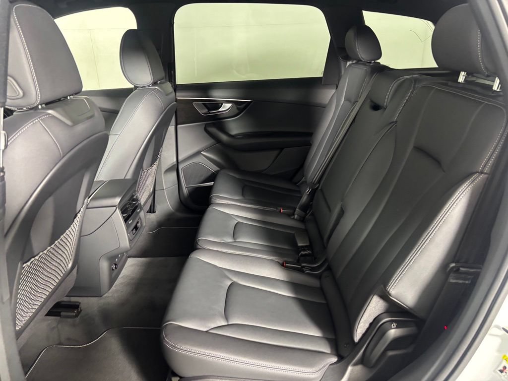 New 2026 Audi Q7 2.0T Premium AWD/4WD image 10