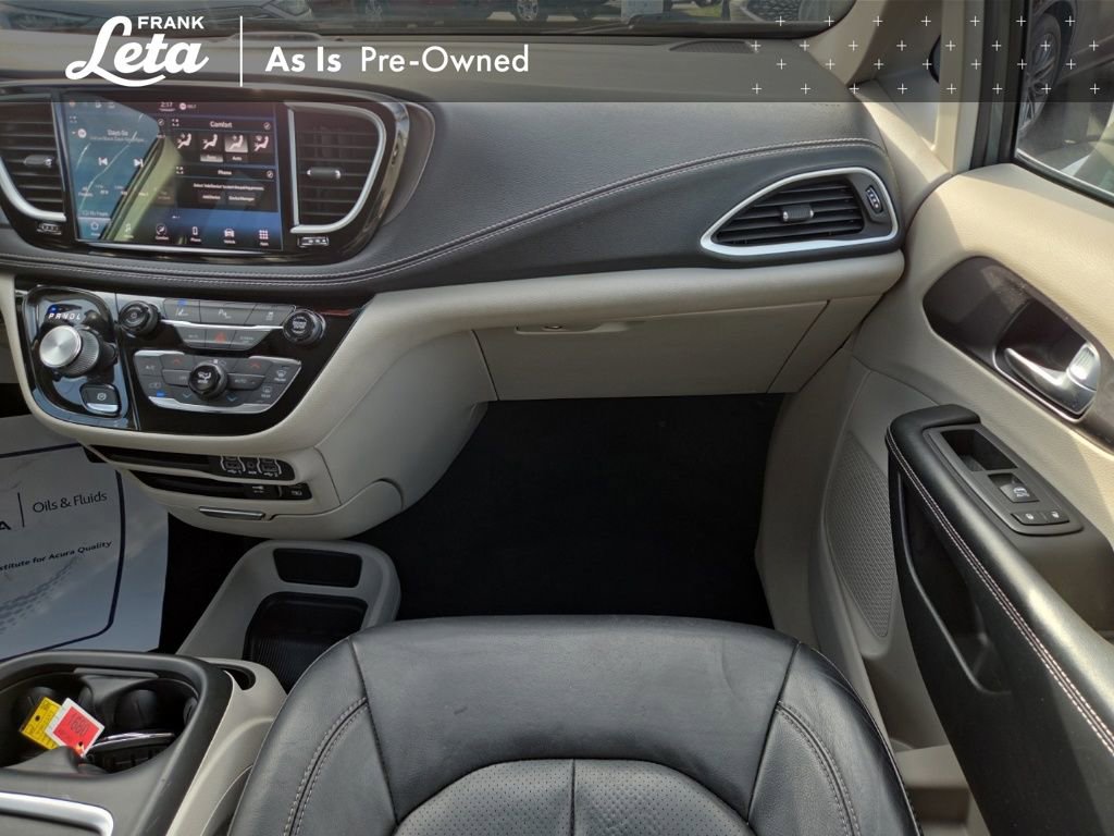 Used 2022 Chrysler Pacifica Touring-L image 26