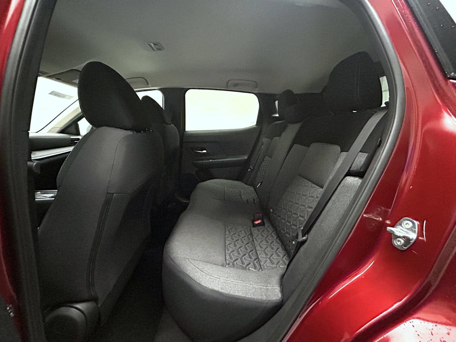 New 2027 Nissan Kicks SV AWD/4WD image 19