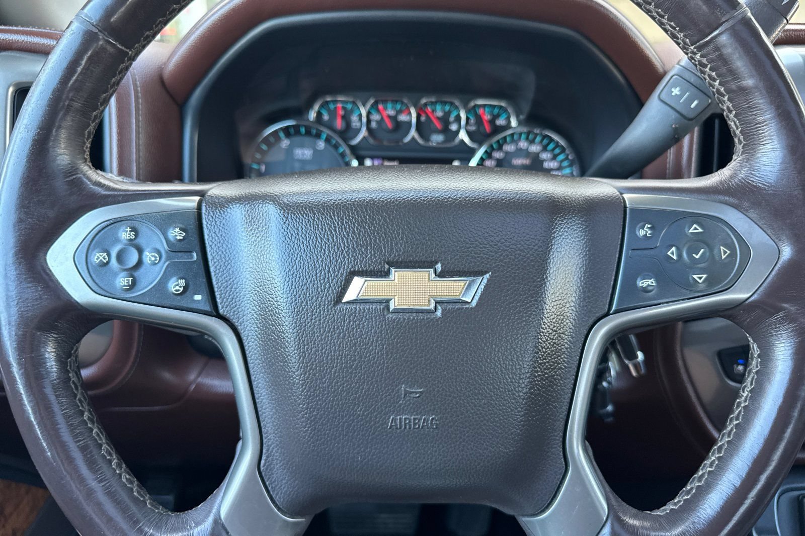 Used 2017 Chevrolet Silverado 2500 High Country w/ Duramax Plus Package AWD/4WD image 20