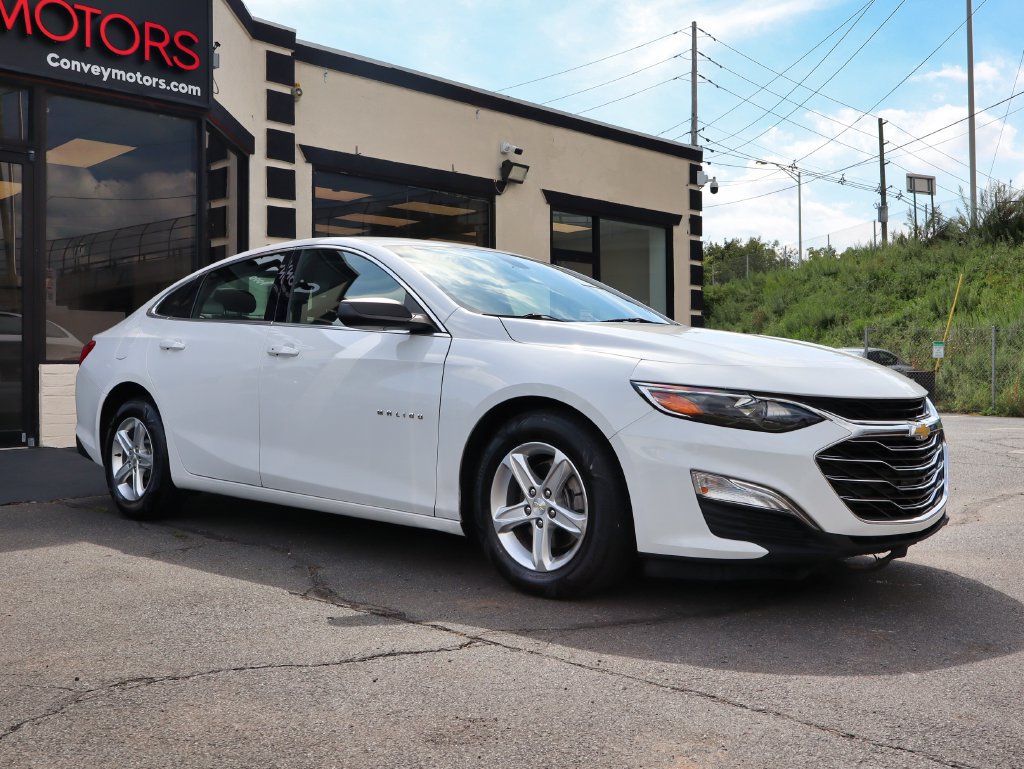 Used 2022 Chevrolet Malibu LS FWD image 4