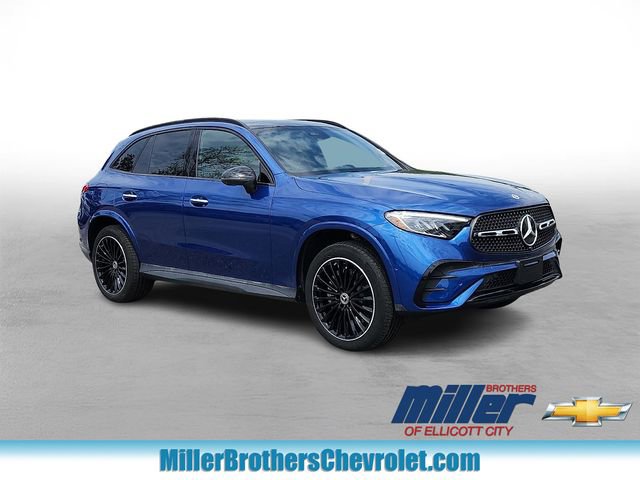 Used 2023 Mercedes-Benz GLC 300 4MATIC image 1