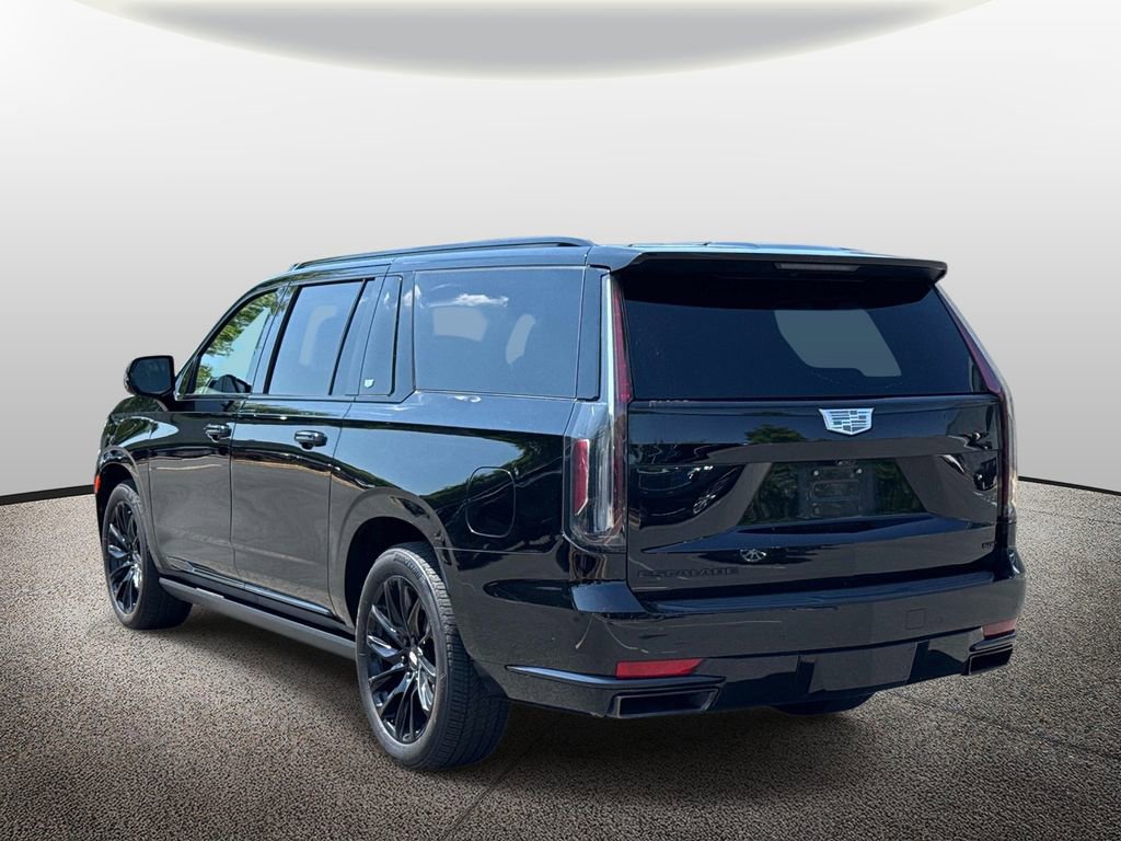 Used 2021 Cadillac Escalade ESV Sport Platinum w/ LPO, ONYX Package AWD/4WD image 4