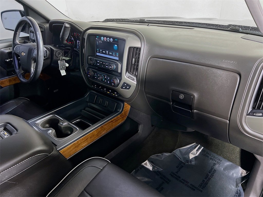 Used 2018 Chevrolet Silverado 1500 High Country image 24