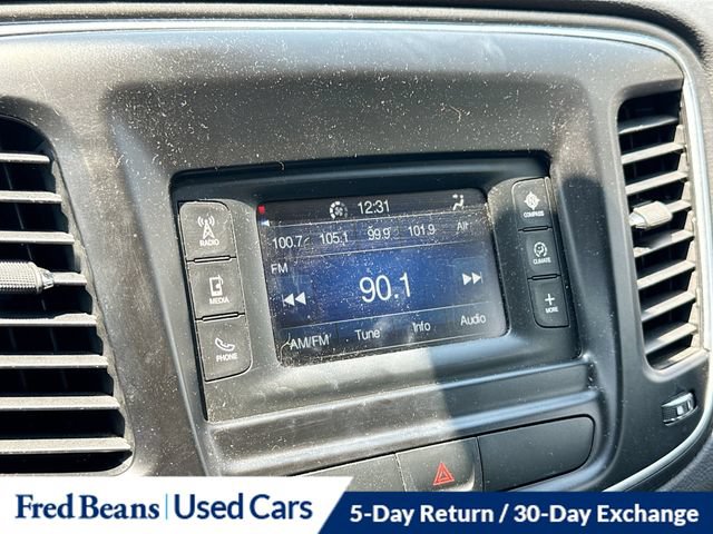 Used 2016 Chrysler 200 Limited FWD image 20