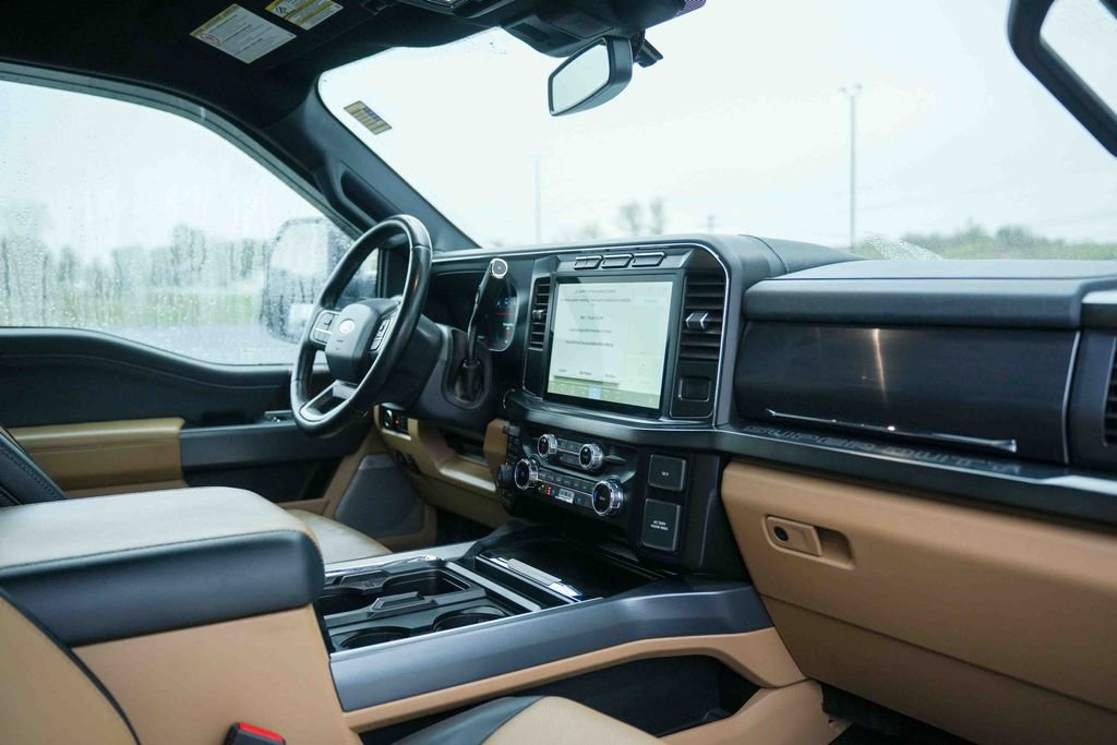 Used 2024 Ford F250 Lariat AWD/4WD image 13