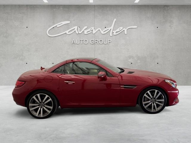 Used 2020 Mercedes-Benz SLC 300 image 17