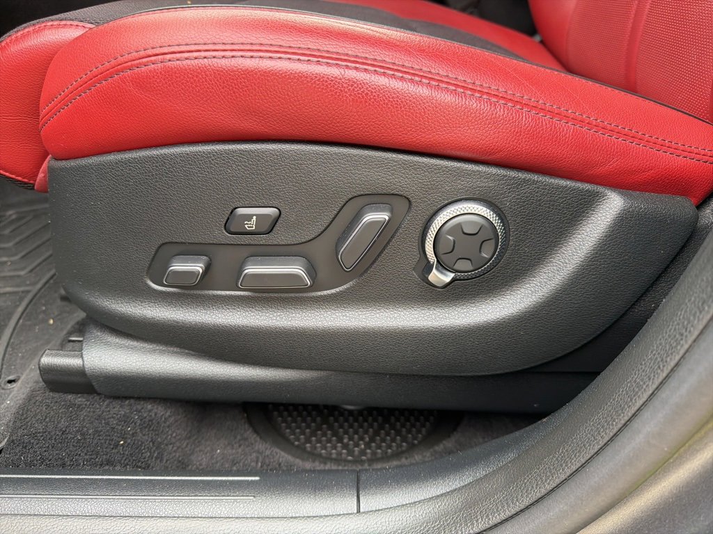 Used 2023 Genesis GV70 3.5T Sport w/ Cargo Package image 25