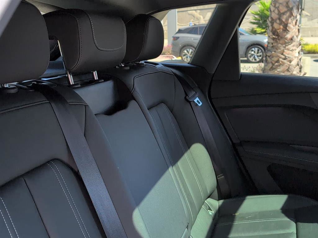 Used 2024 Audi Q4 e-tron Premium Plus w/ Premium Plus image 14