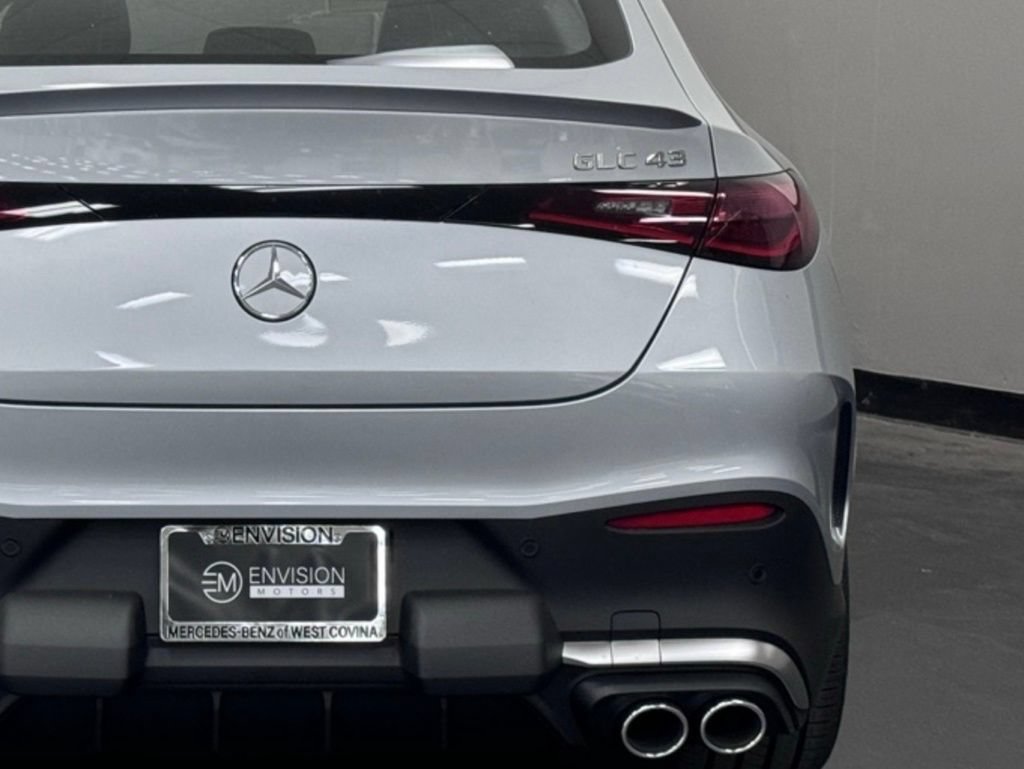 New 2025 Mercedes-Benz GLC 43 AMG 4MATIC Coupe image 11