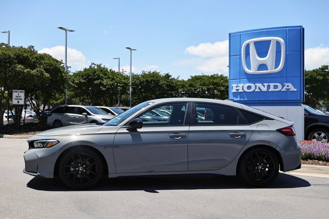 Used 2025 Honda Civic Sport image 4