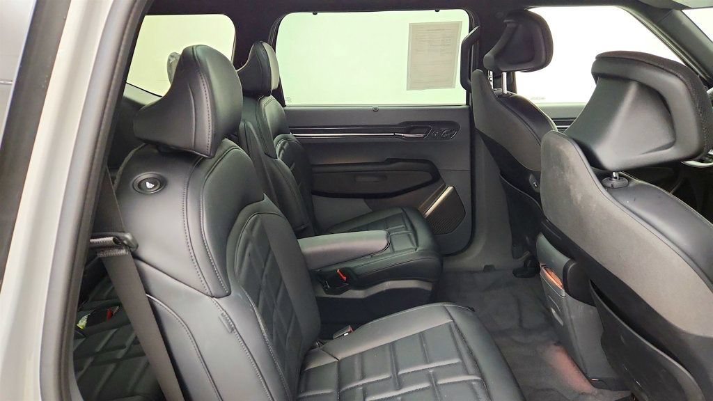 Used 2026 Kia EV9 Land w/ Nightfall Edition Package AWD/4WD image 22