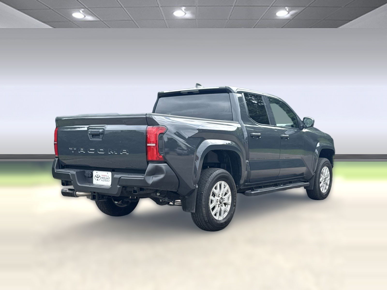 Used 2024 Toyota Tacoma SR RWD image 23